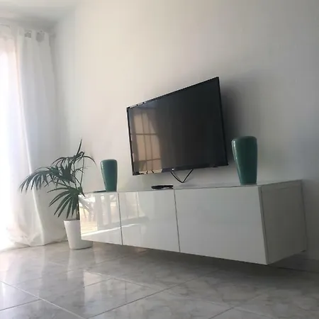 شقة Brigth & Cosy Apartament *